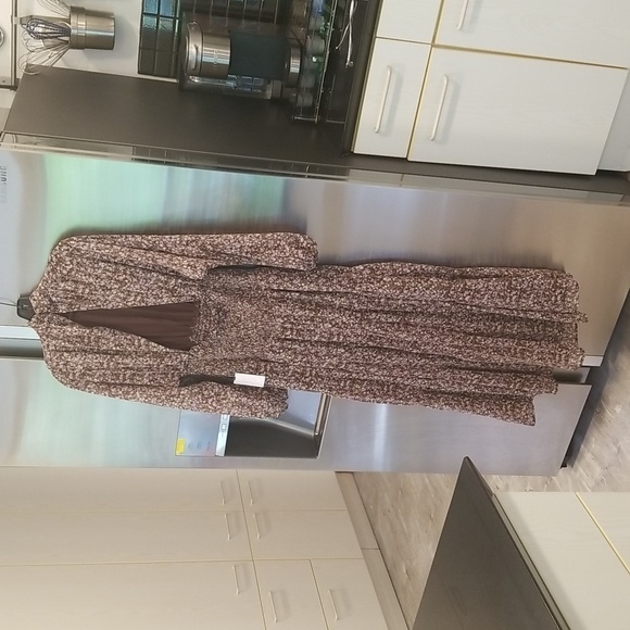 💕ASTR💕 Mock Neck Smocked Waist Maxi Dress ~ Brown & Purple Ditsy Floral M NWT - Picture 8 of 14